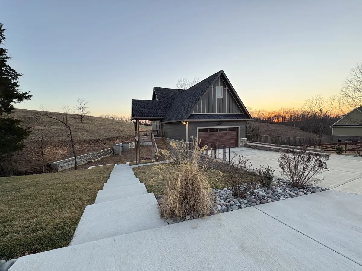 3001 Wixtown Rd, Westmoreland, TN 37186 - #1