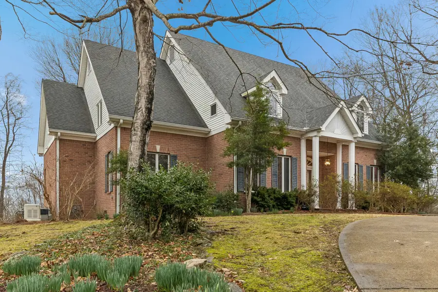 1010 Street Rd, Kingston Springs, TN 37082 - #2