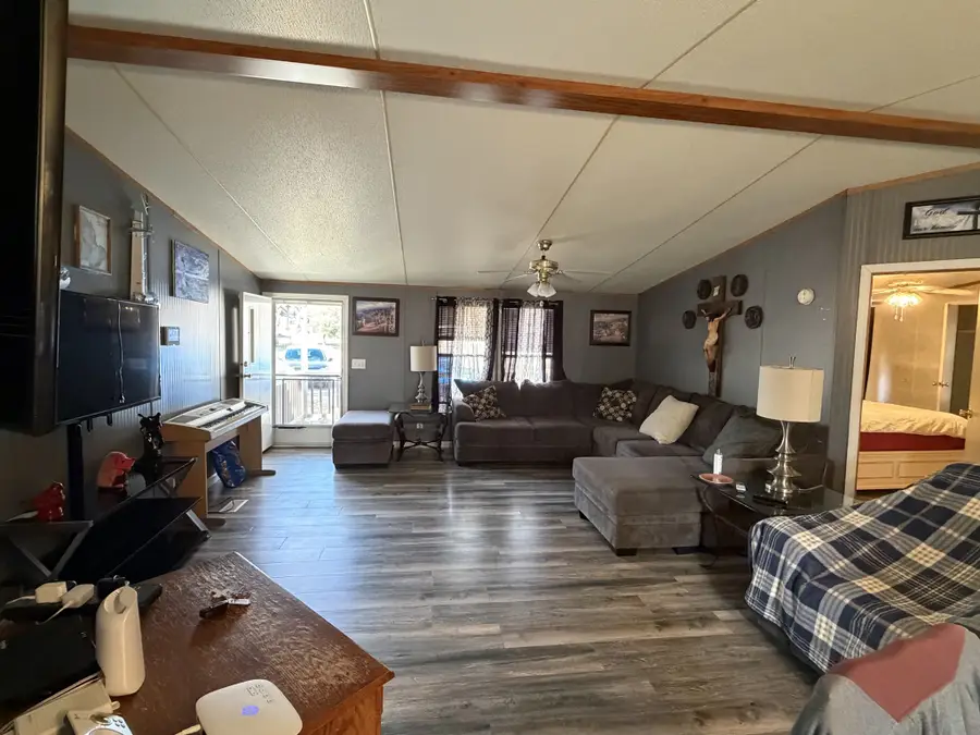 4021 Saponac Dr, Crossville, TN 38572 - #2