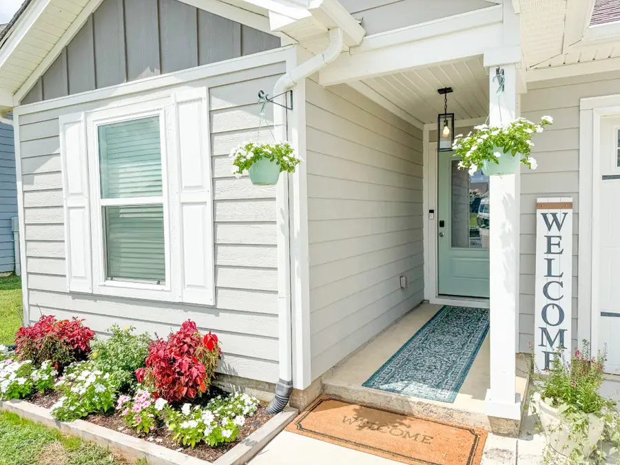 2412 Alberto Dr, Murfreesboro, TN 37127 - #2