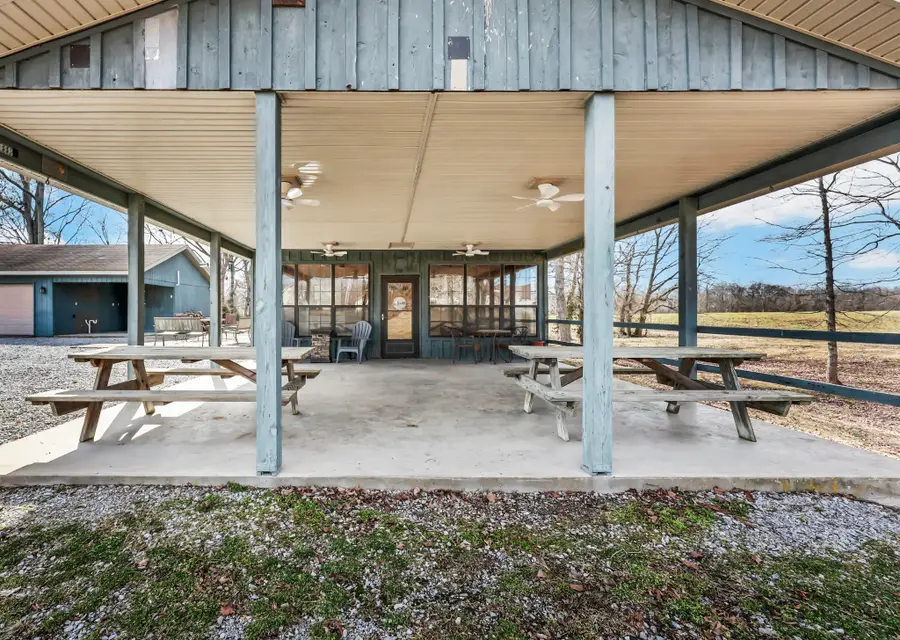 100 Pavilion Rd, Hopkinsville, KY 42240 - #3