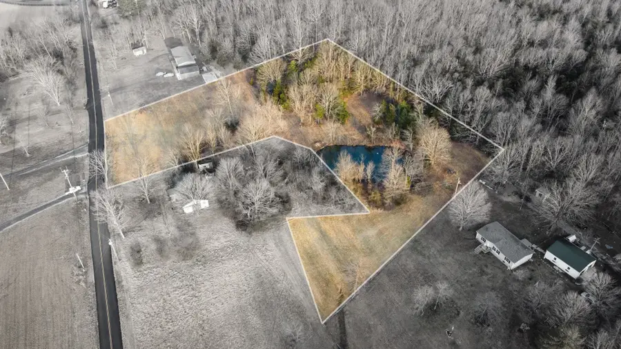 1672 Rabe Coats Rd, Westmoreland, TN 37186 - #3