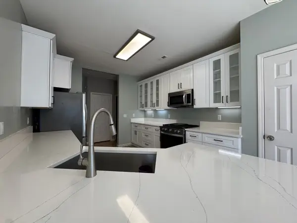 7145 Forrest Oaks Dr, Nashville, TN 37221