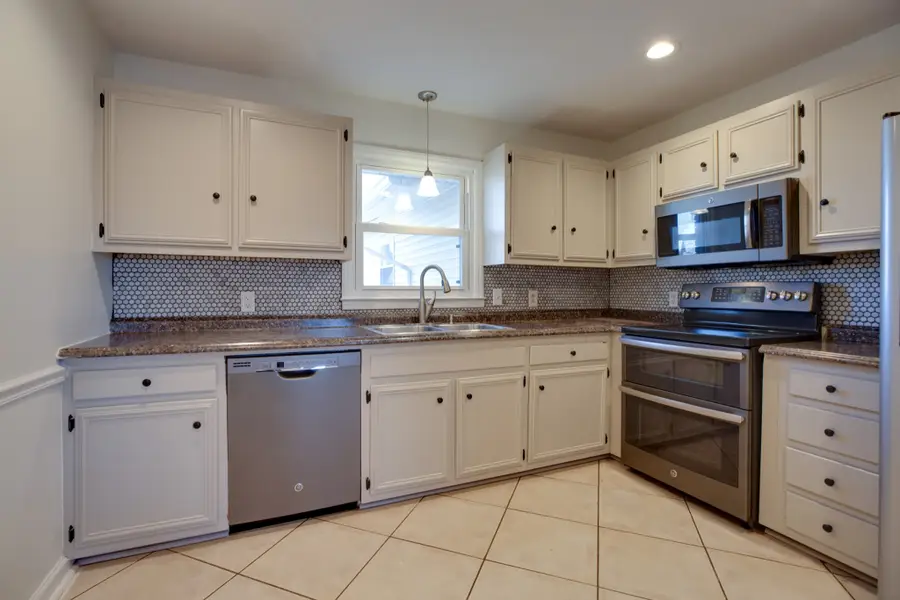 788 Dejarnette Ln, Murfreesboro, TN 37130 - #2