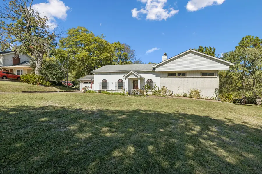 1010 Chadwell Dr, Madison, TN 37115 - #2