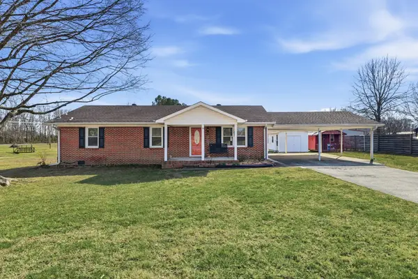35 Simmons Rd, Fayetteville, TN 37334