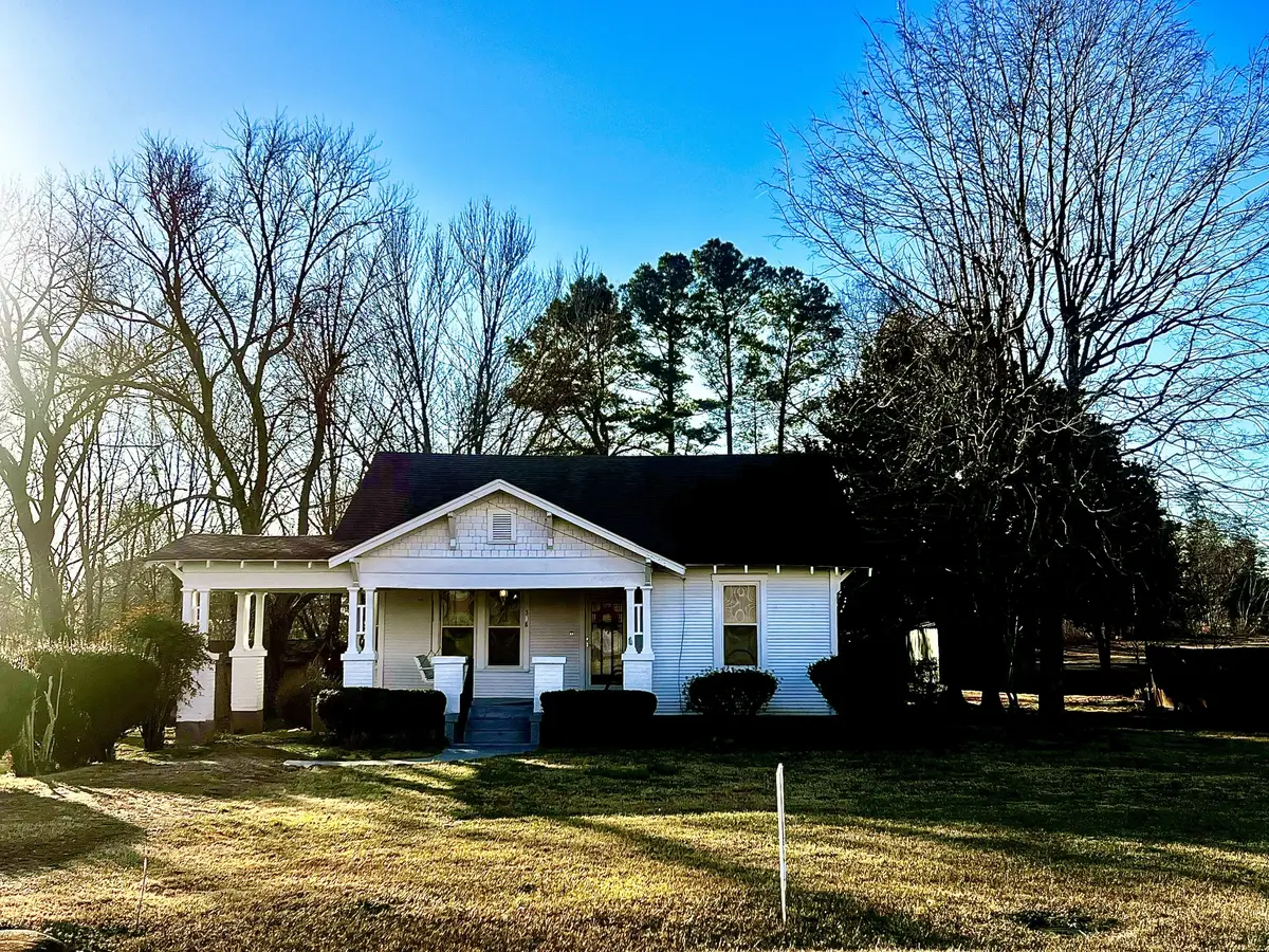 518 2nd Ave S, Loretto, TN 38469 - #1
