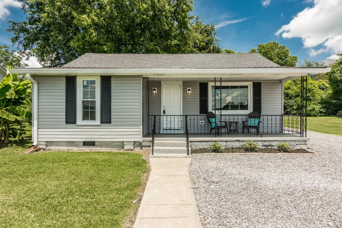 213 21st Ave W, Springfield, TN 37172 - #1