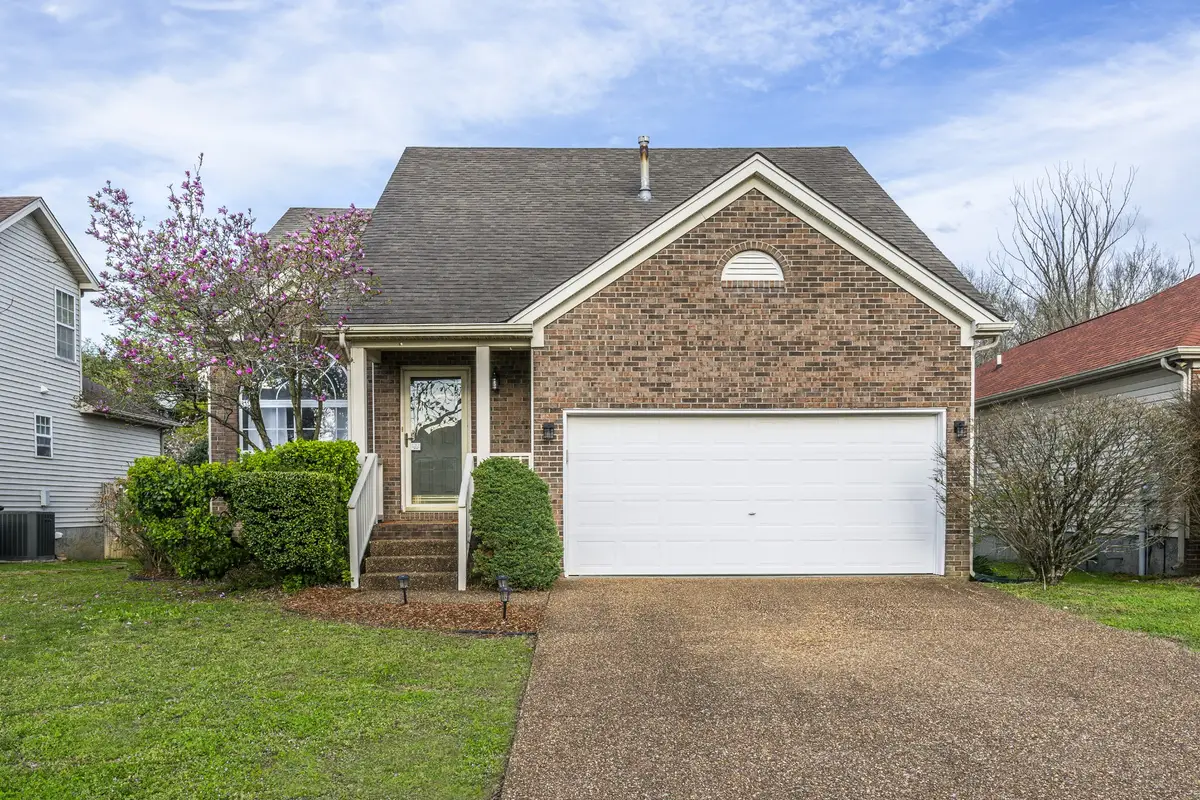 2944 Steamboat Dr, Nashville, TN 37214 - #1