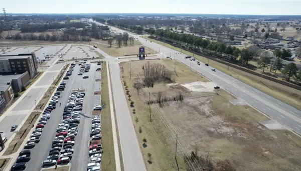 15372 Fort Campbell Blvd, Oak Grove, KY 42262