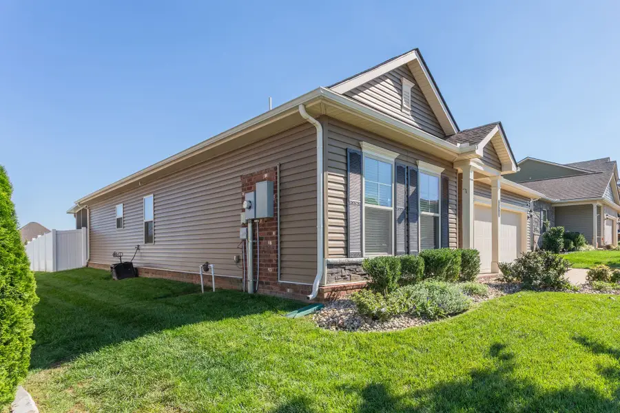 2928 Hen Brook Dr, Columbia, TN 38401 - #2