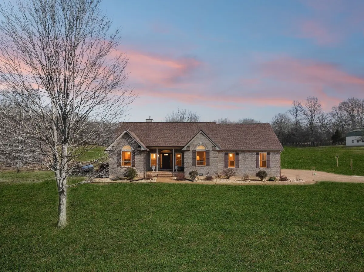 1457 Absher Branch Rd, Westmoreland, TN 37186 - #1