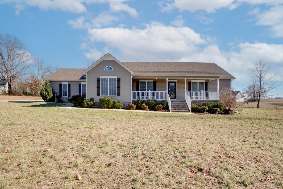 863 Presley Cir, Mount Pleasant, TN 38474 - #1