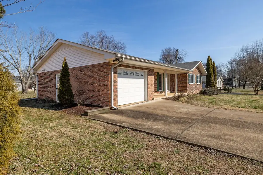 714 7th St, Lawrenceburg, TN 38464 - #3