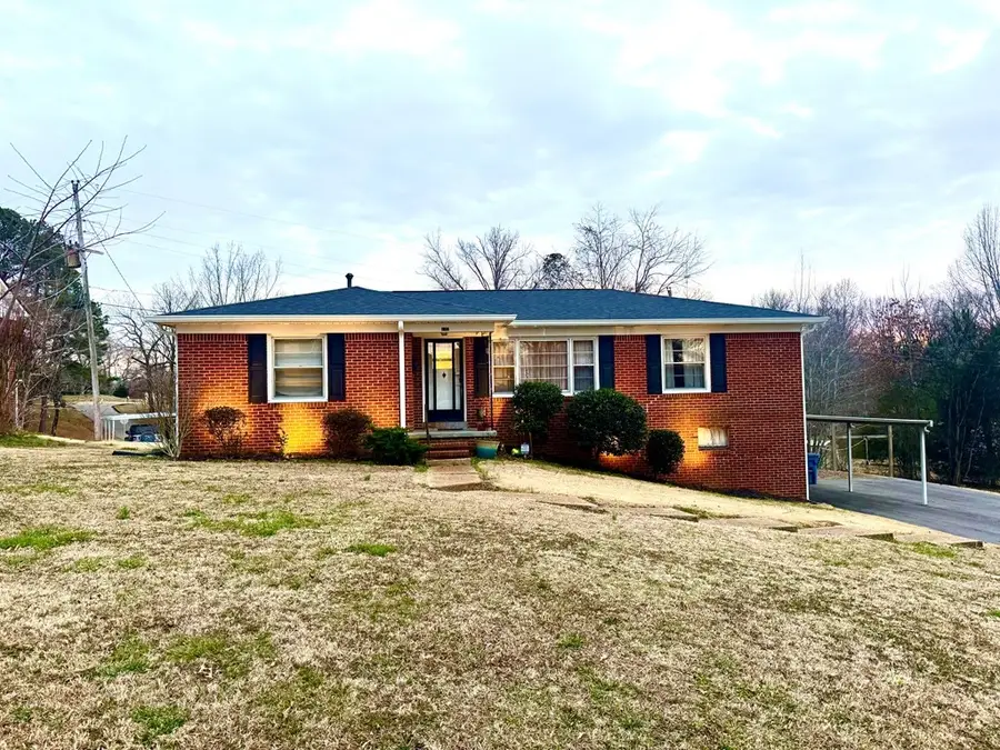 147 Berry St, Camden, TN 38320 - #2