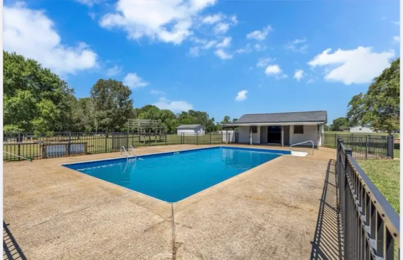 121 Old Jackson Hwy, Leoma, TN 38468 - #3