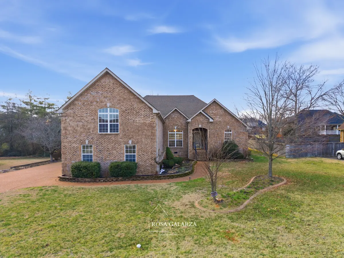 8023 Vineyard Ln, La Vergne, TN 37086 - #1