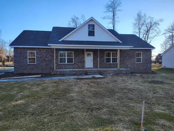 358 Froedge Dr, Lafayette, TN 37083