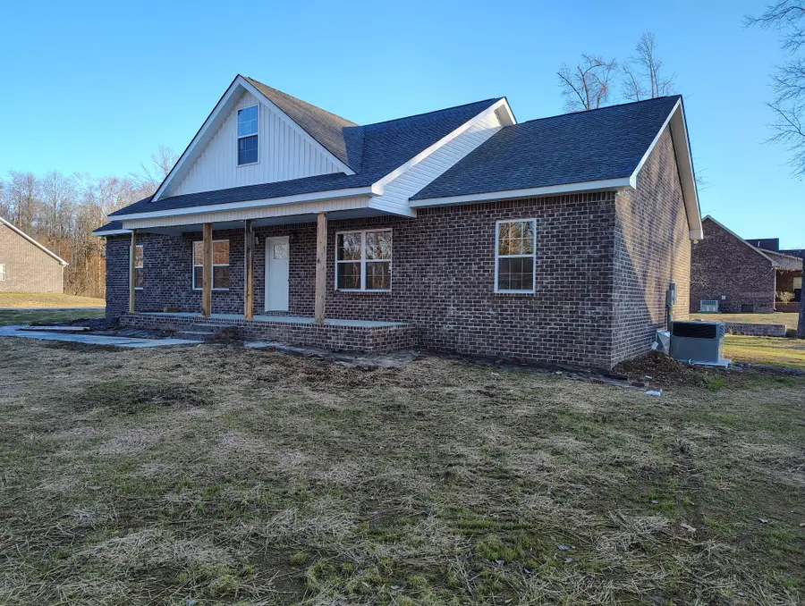 358 Froedge Dr, Lafayette, TN 37083 - #2