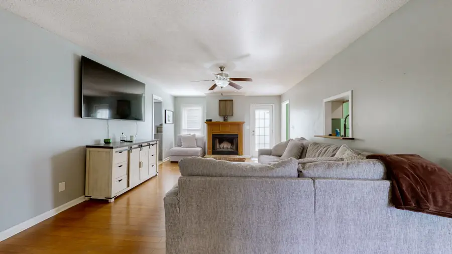 244 Short St, Clarksville, TN 37042 - #2