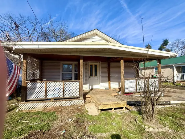 420 Crockett St, Lawrenceburg, TN 38464