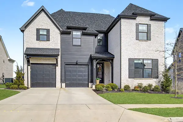 3460 Burgate Trl, Thompsons Station, TN 37179