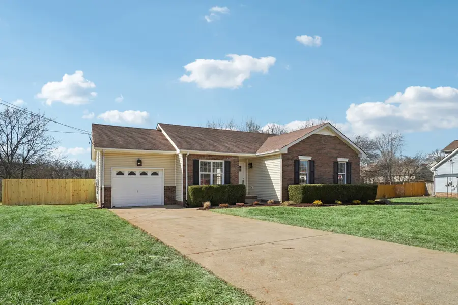 3729 Misty Way, Clarksville, TN 37042 - #3