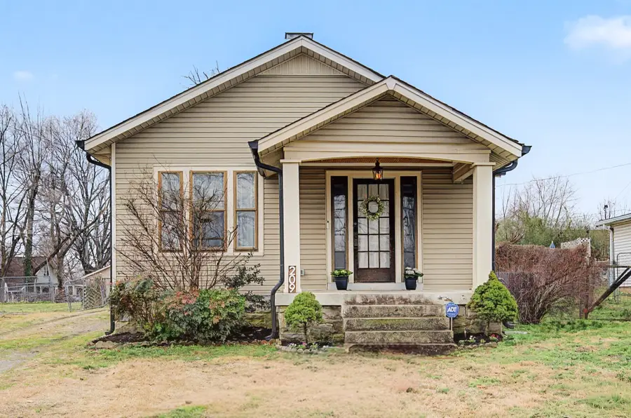 209 Mccall St, Nashville, TN 37211 - #2