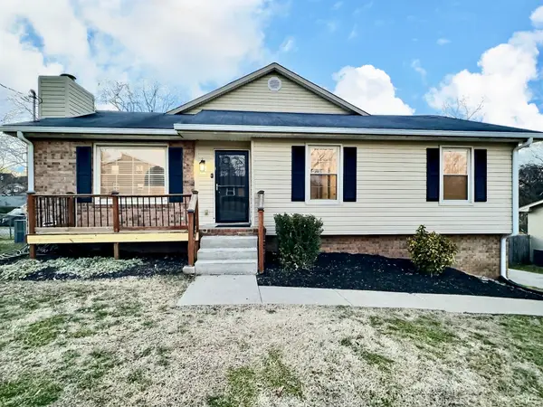 121 Hillwood Dr, Hendersonville, TN 37075