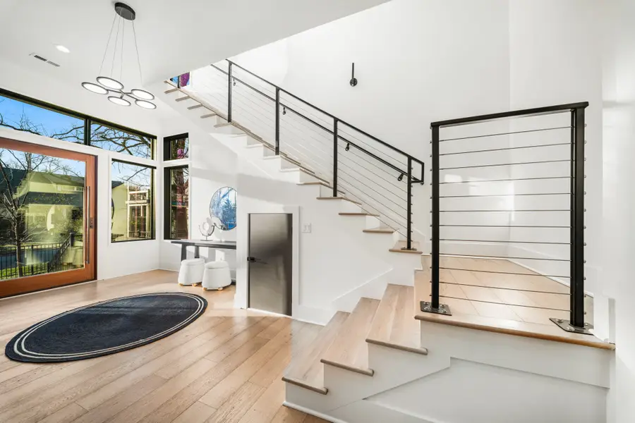 114 47th Ave N, Nashville, TN 37209 - #3