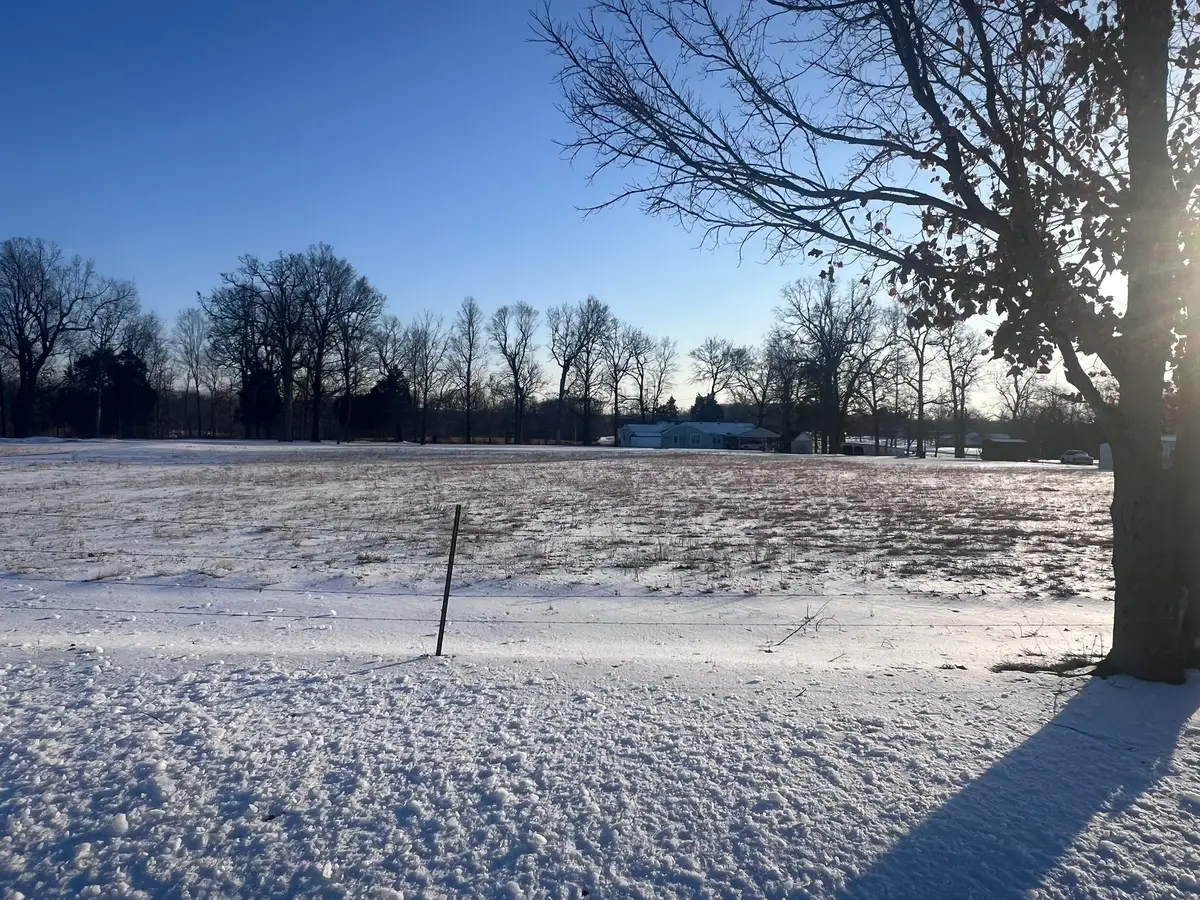 2 Lake Morris Rd, Hopkinsville, KY 42240 - #1