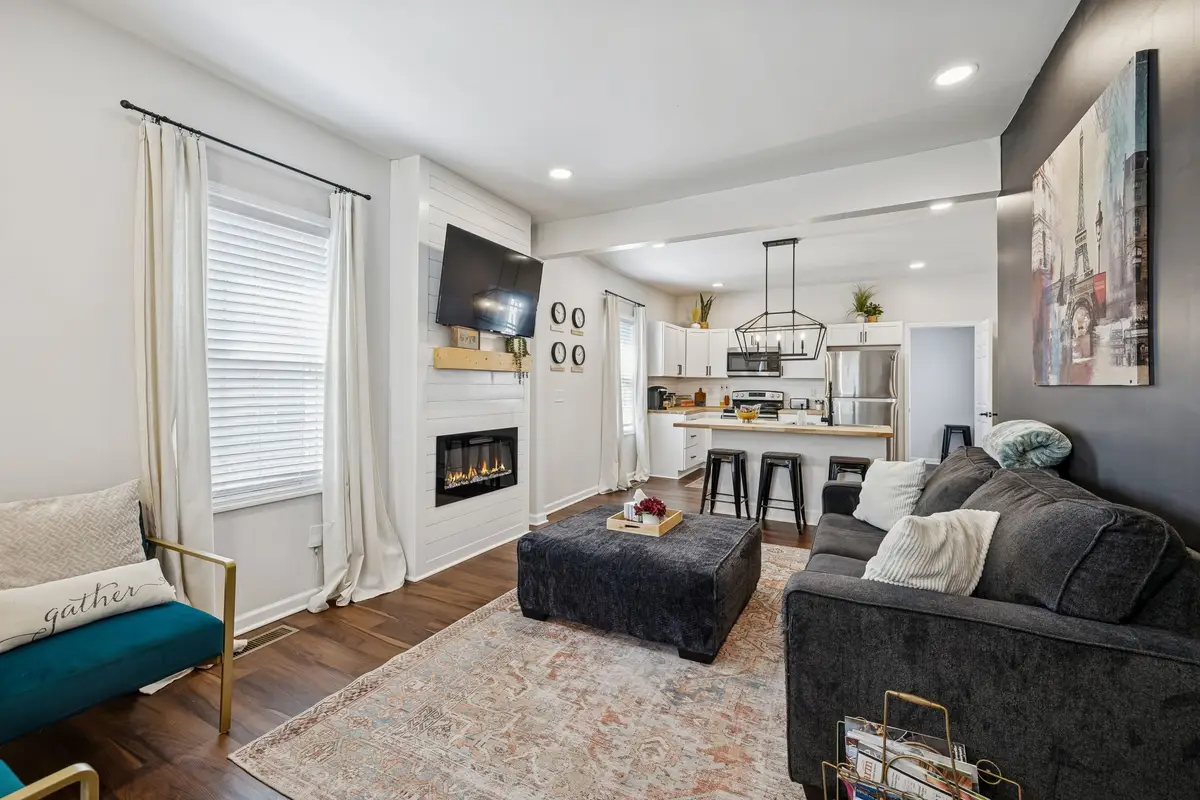 111 E 15th St, Columbia, TN 38401 - #1