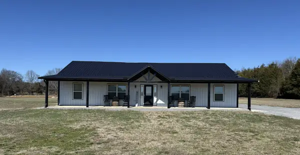 2586 Brown Shop Rd, Petersburg, TN 37144