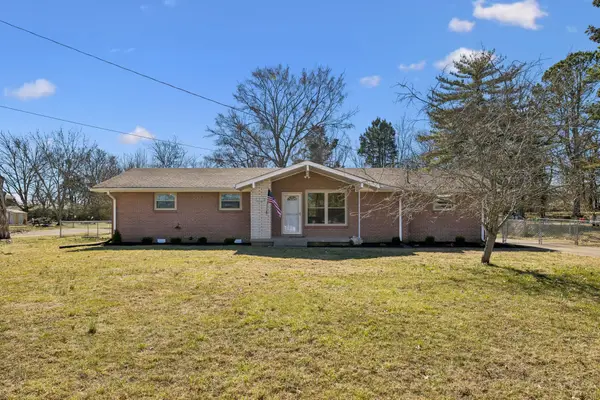 1614 Trinity Cir, Lebanon, TN 37087