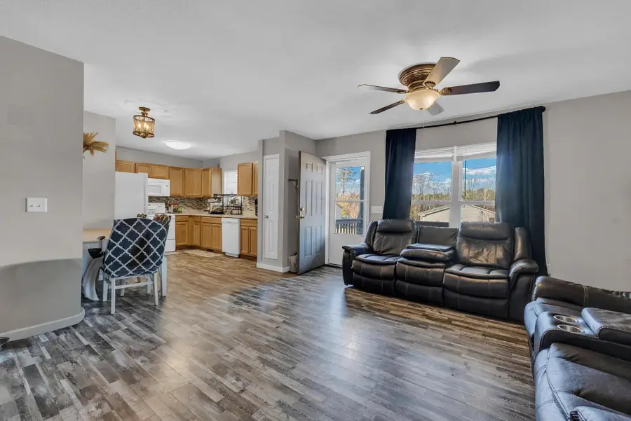 42 E Fuller Dr, Crossville, TN 38555 - #3