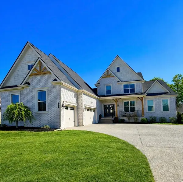 1425 Trumpet Lily Pl, Nolensville, TN 37135