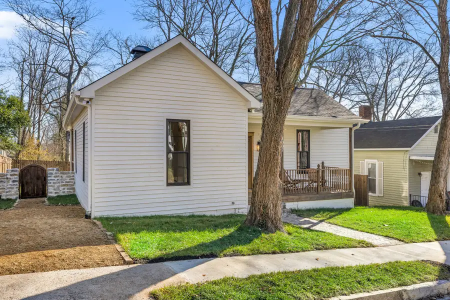 1007 School St, Columbia, TN 38401 - #2