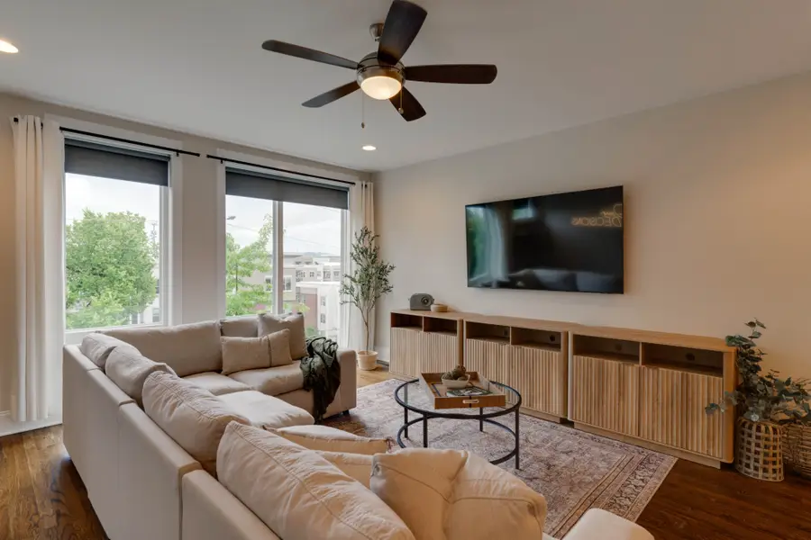 2703 Biloxi Ave, Nashville, TN 37204 - #2