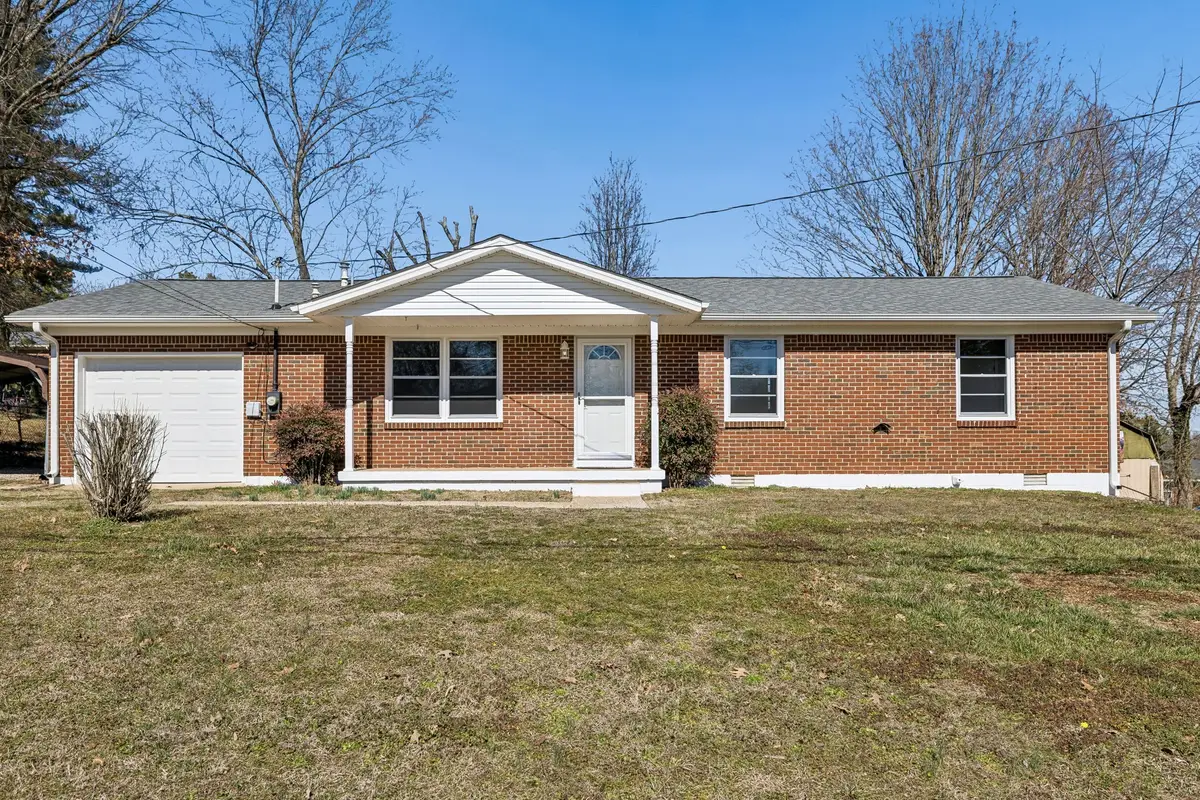 206 Birchwood Dr, Columbia, TN 38401 - #1