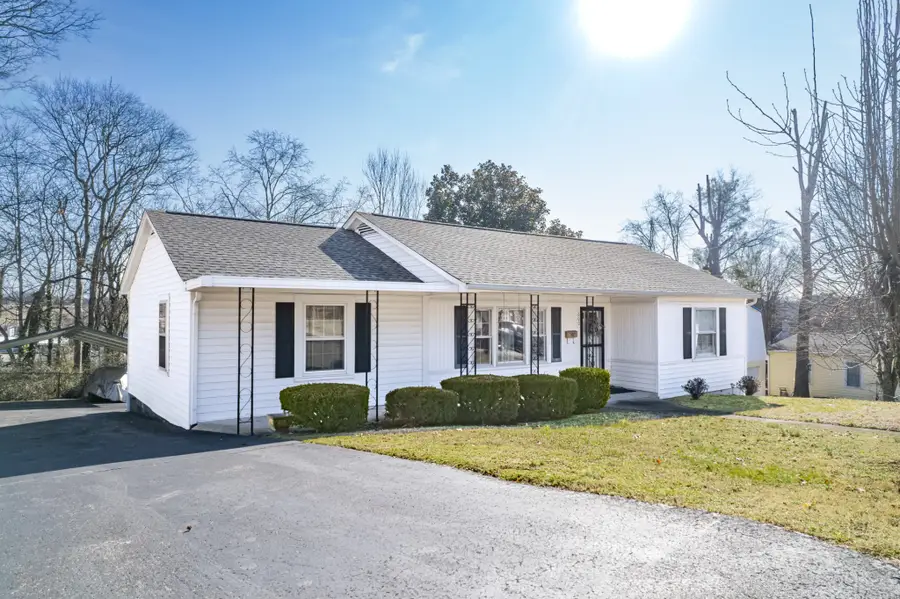 600 Fleming St, Columbia, TN 38401 - #2