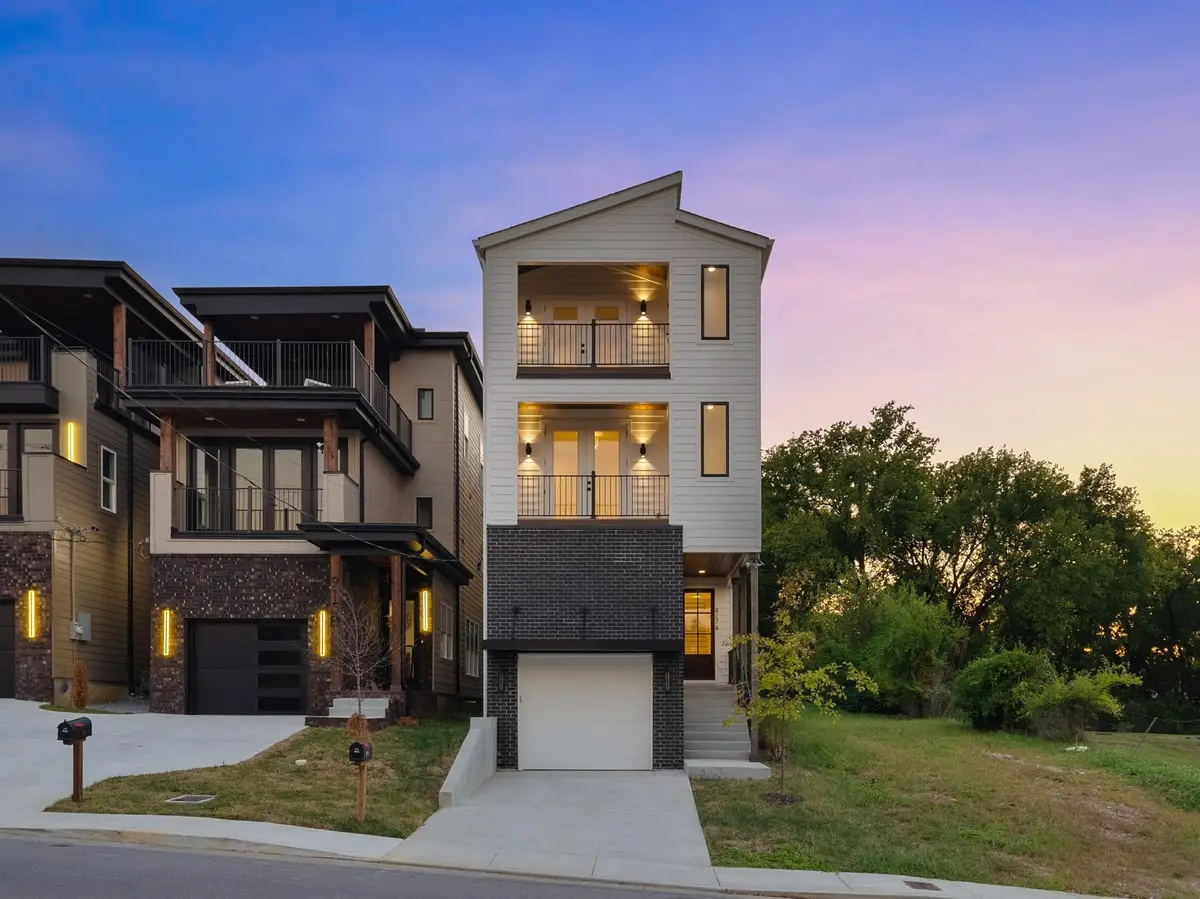 917A 33rd Ave N, Nashville, TN 37209 - #1