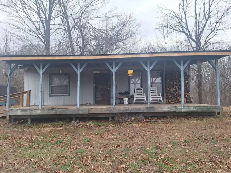 199 Dixon Ln, Waynesboro, TN 38485 - #2