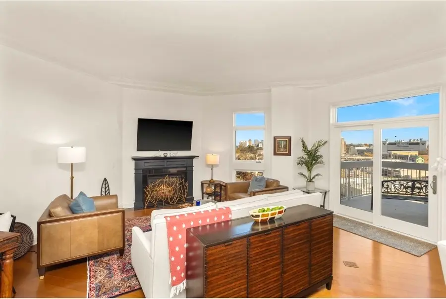 110 31st Ave N #303, Nashville, TN 37203 - #3