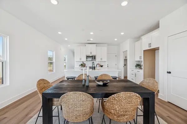 516 Canal Circle, Nashville, TN 37214