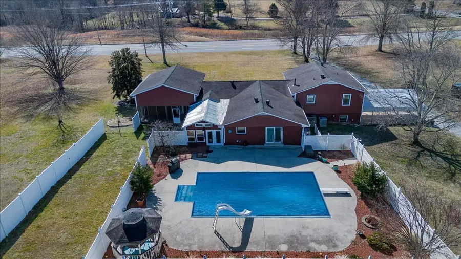 1119 Sparta Hwy, Smithville, TN 37166 - #2