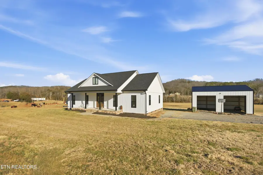 2072 Rutledge Pike, Blaine, TN 37709 - #2