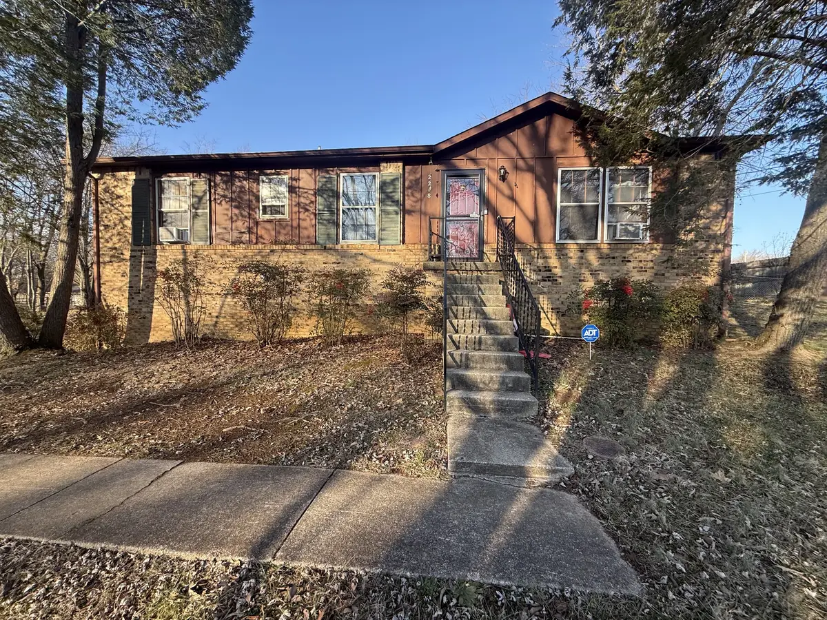 2218 Stokes Rd, Clarksville, TN 37043 - #1