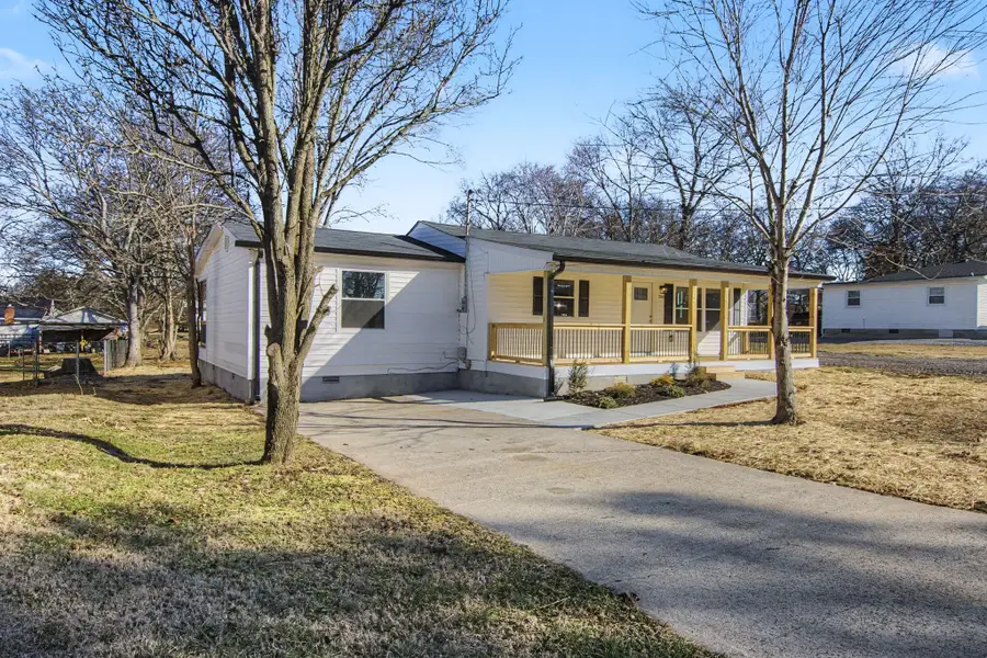 206 Moreland Ave, Shelbyville, TN 37160 - #3