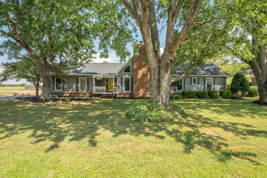 131 Stoneybrook Rd, Columbia, TN 38401 - #3