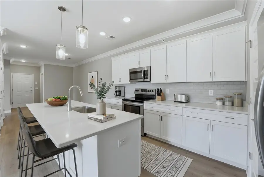 7483 Highway 70 S #302, Nashville, TN 37221 - #3